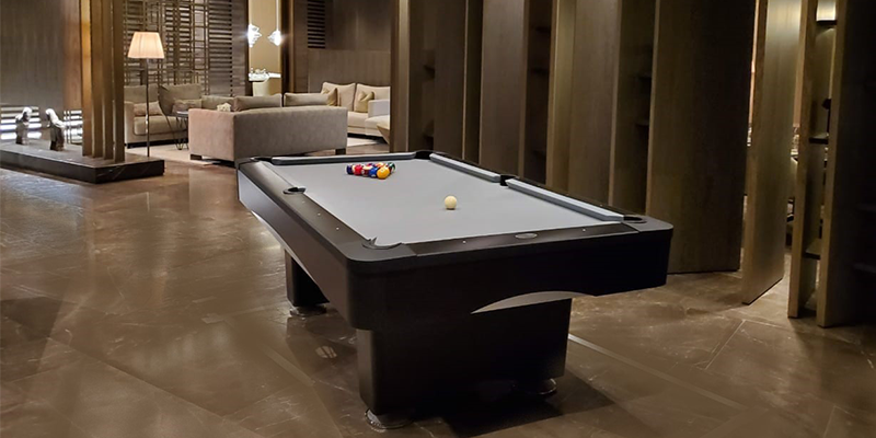 Grand Champion III Table by Olhausen - Image 2